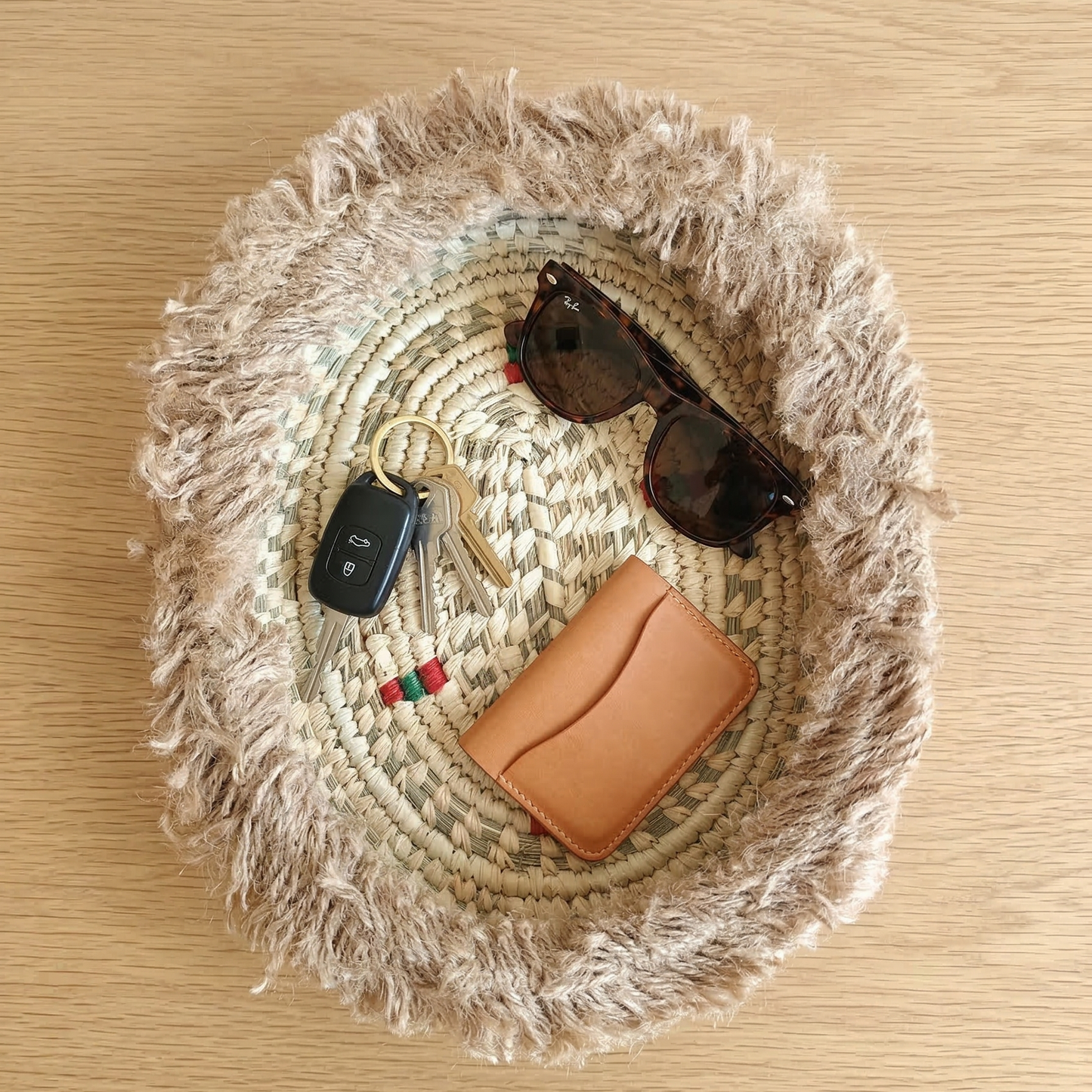 Catchall sabai grass basket with wallet,sunglasses and keys