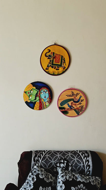 The Heritage Hand-Painted Wooden Wall Plates